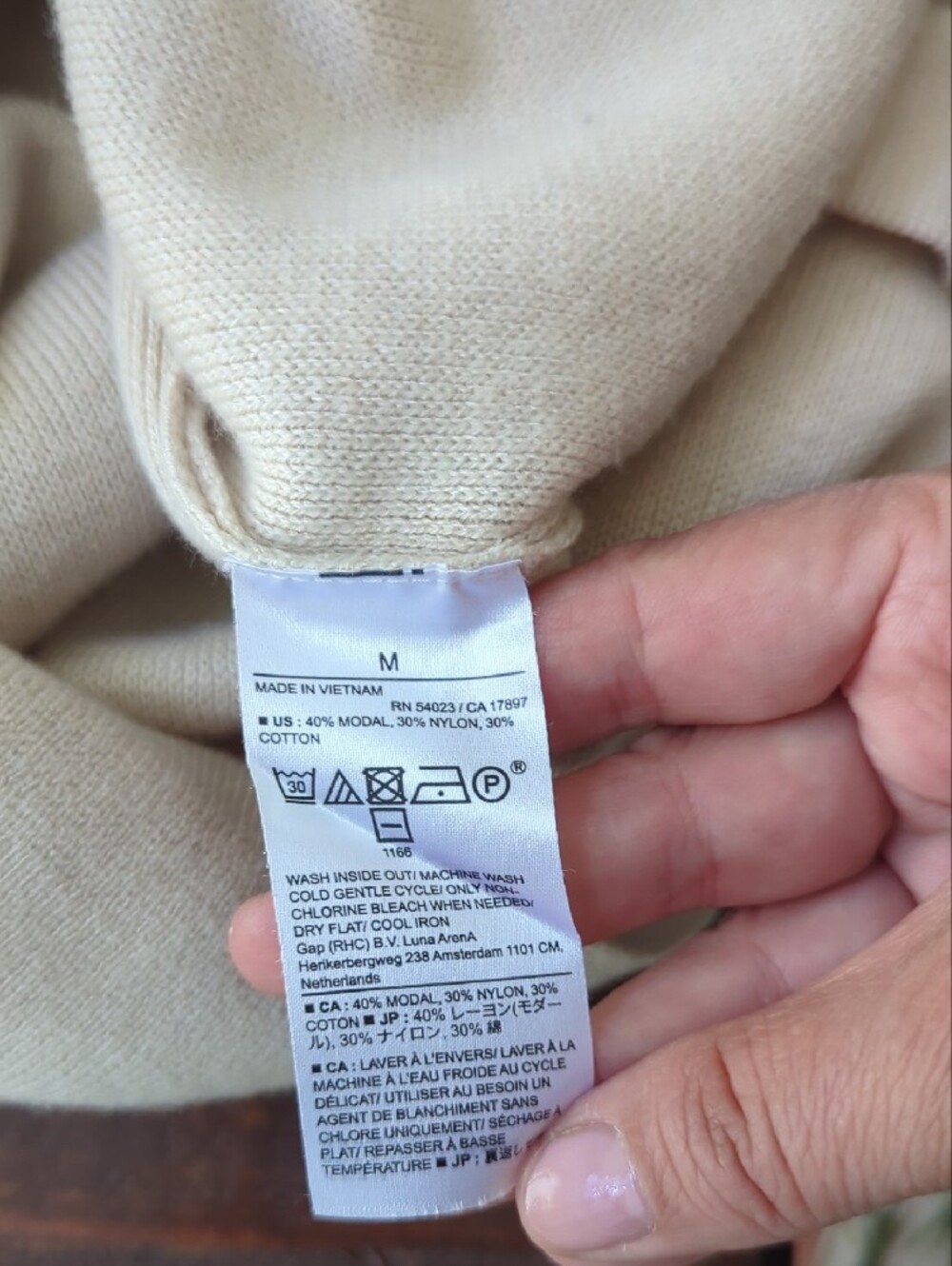 Banana Republic Women's Cream Crewneck Sweater with Chest Pocket -Size M - Picture 5 of 5